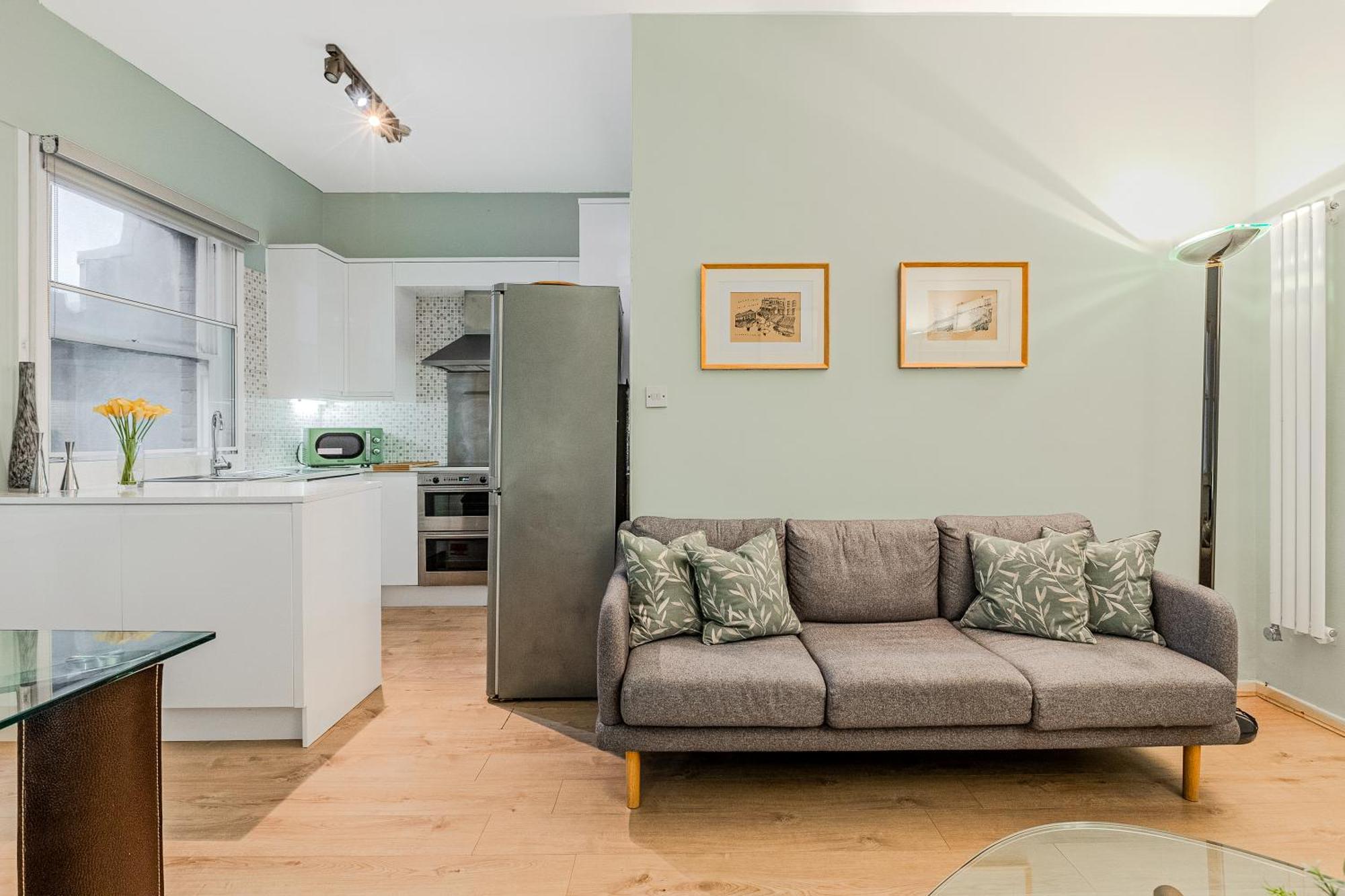 Stunning Central 2Br Flat Btw Soho & Covent Garden London Eksteriør bilde
